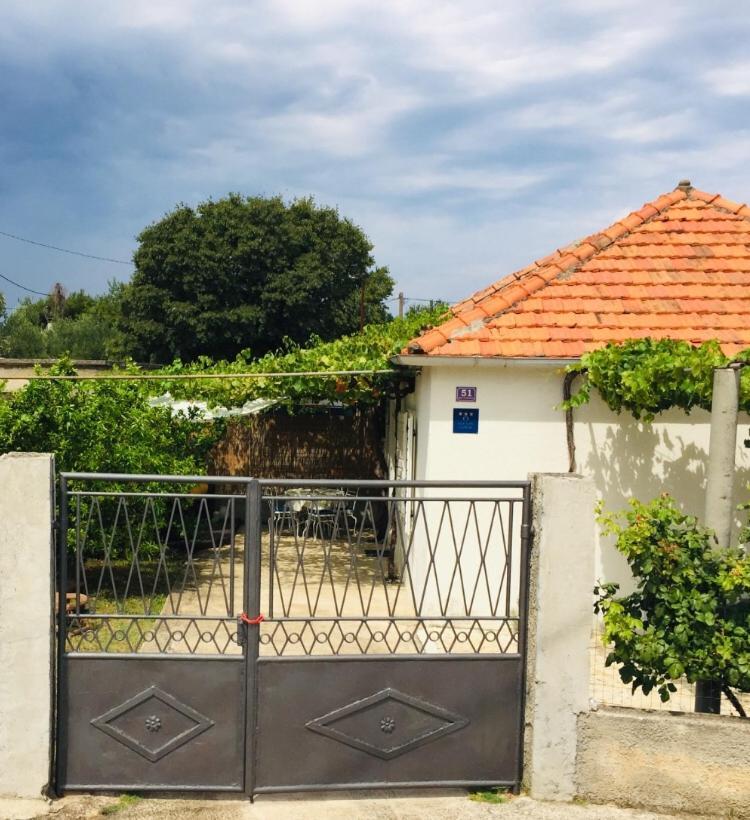 Sukošan Holiday Home Casa Bianca מראה חיצוני תמונה